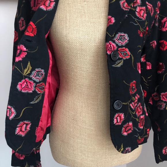 Paparazzi New Rare Rose Floral Embroidered Blazer - Picture 8 of 14